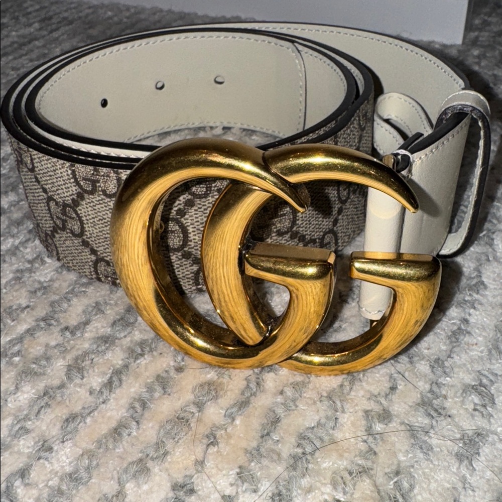 Authentic Gucci Cream and Brown Belt with Gold GG Buckle for Men